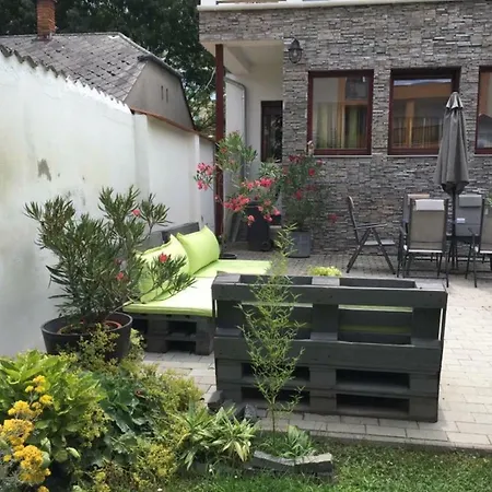 Apponyi Vendeghaz Penzion